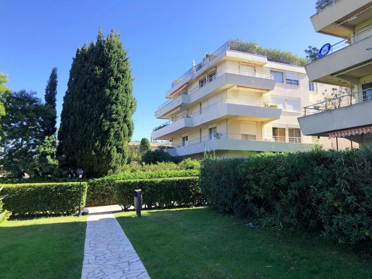 Un Nid A Saint Tropez Apartment Exterior photo